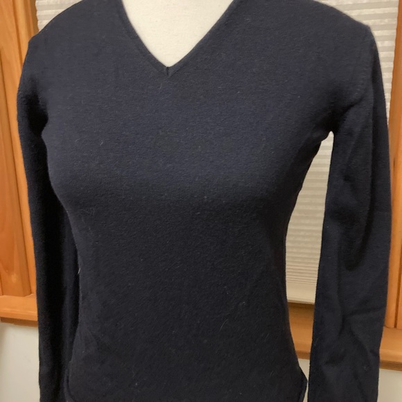 Armani Collezioni size 4 navy blue v neck sweater - Picture 1 of 4